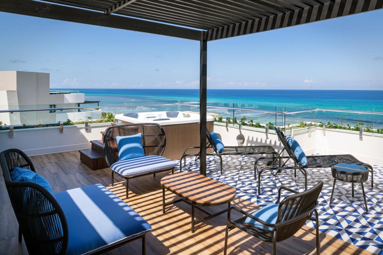 Отель Ocean Eden Bay (Adults Only) Spring Rises Экстерьер фото Rooftop at the Hotel