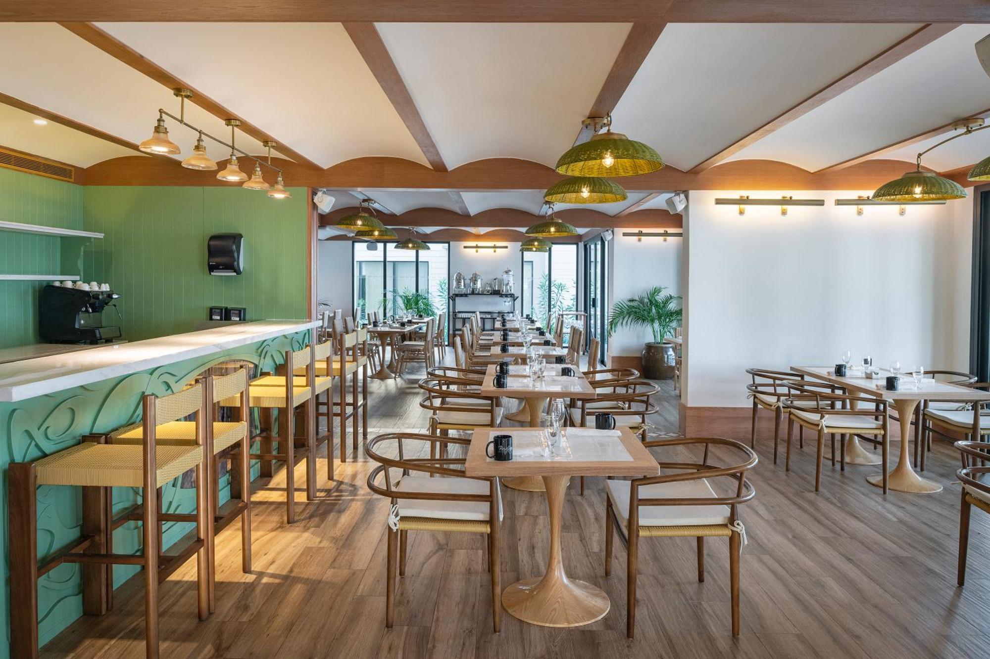 Отель Ocean Eden Bay (Adults Only) Spring Rises Экстерьер фото The restaurant