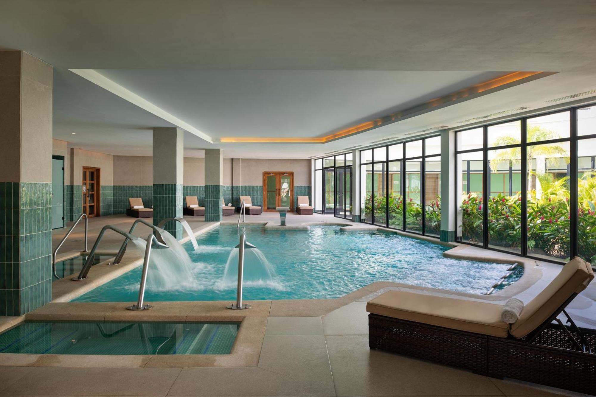 Отель Ocean Eden Bay (Adults Only) Spring Rises Экстерьер фото Spa at the Sheraton Maldives Resort & Spa