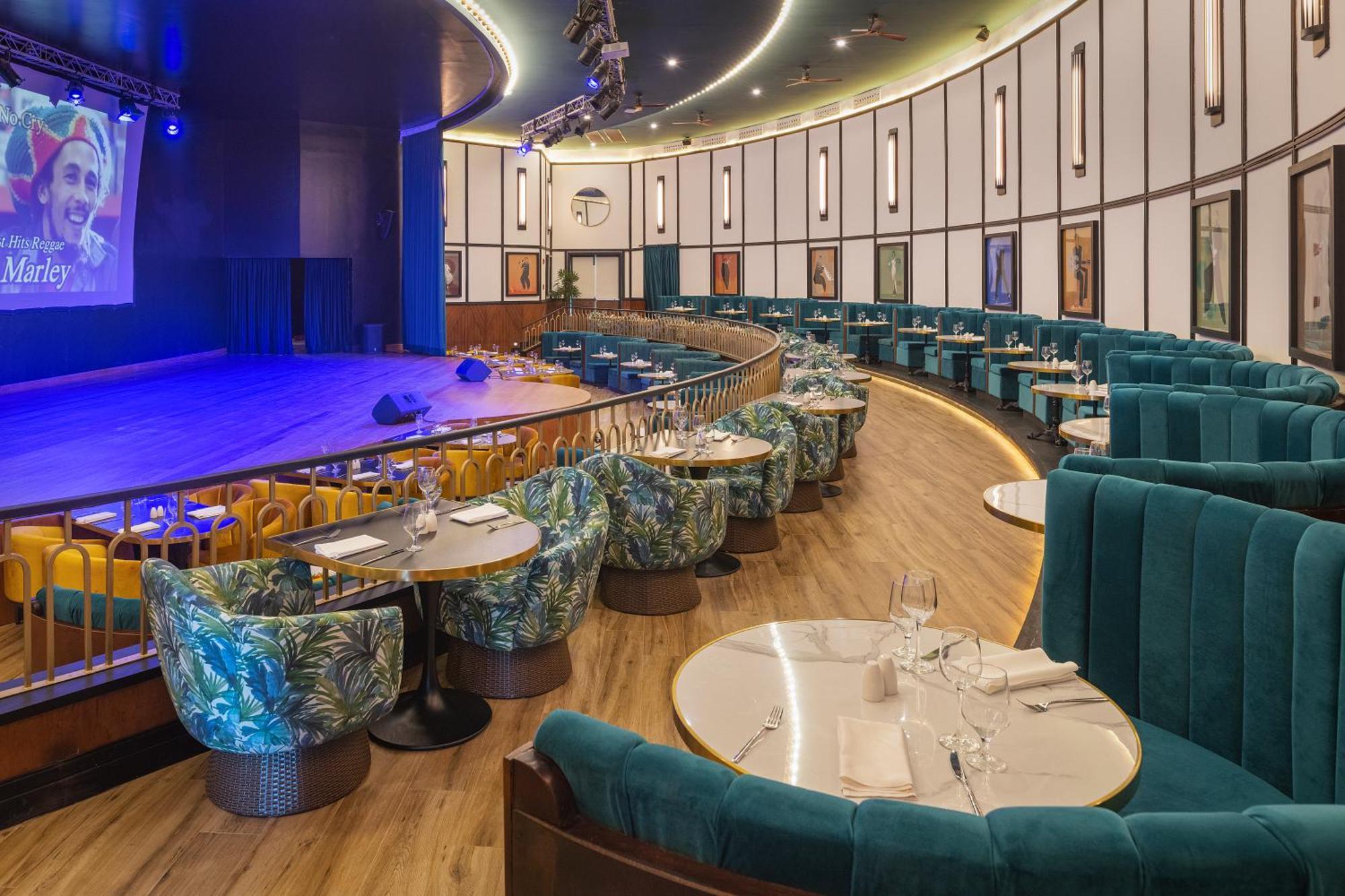 Отель Ocean Eden Bay (Adults Only) Spring Rises Экстерьер фото The interior of the restaurant